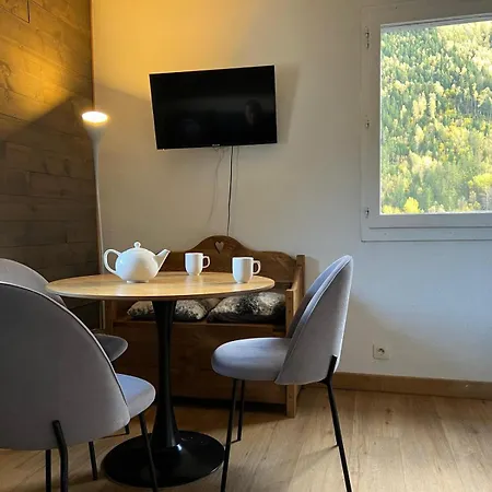 Duplex 4 Personnes Et Un Enfant Chamonix